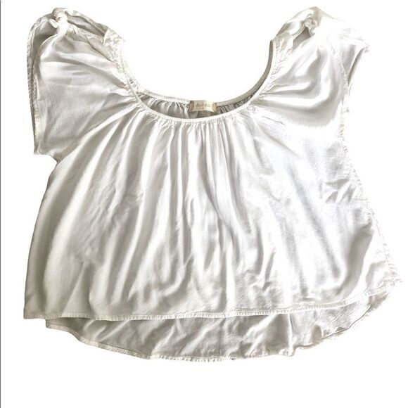 White Altar’d State Crop Top - Picture 3 of 3